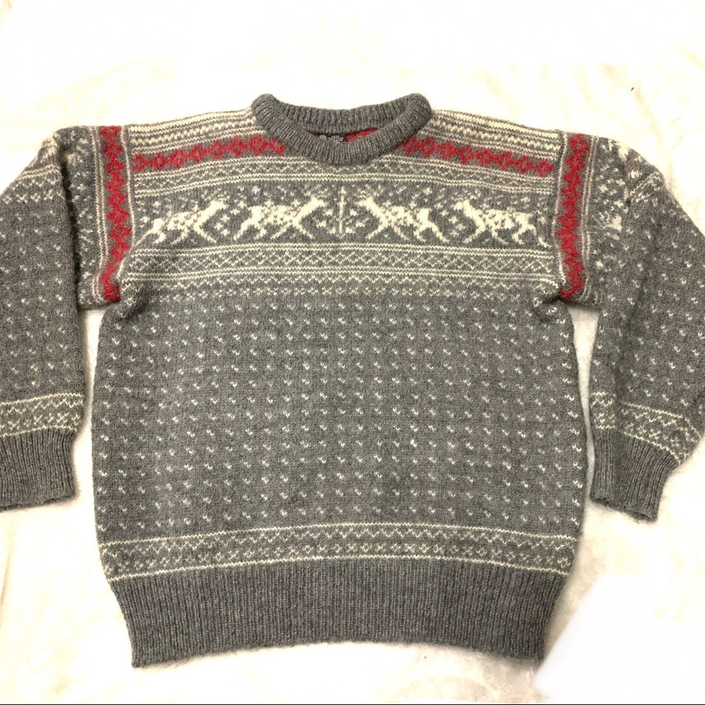 Woman'sDale Of Norway Wool Sweater - Deer pattern